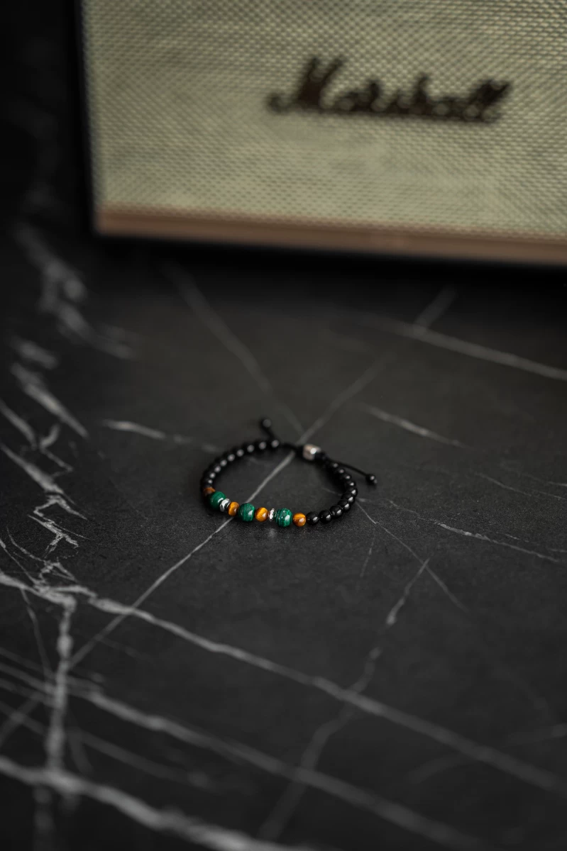 Náramek z minerálů Onyx, Tygří oko, Malachit a stříbro 925