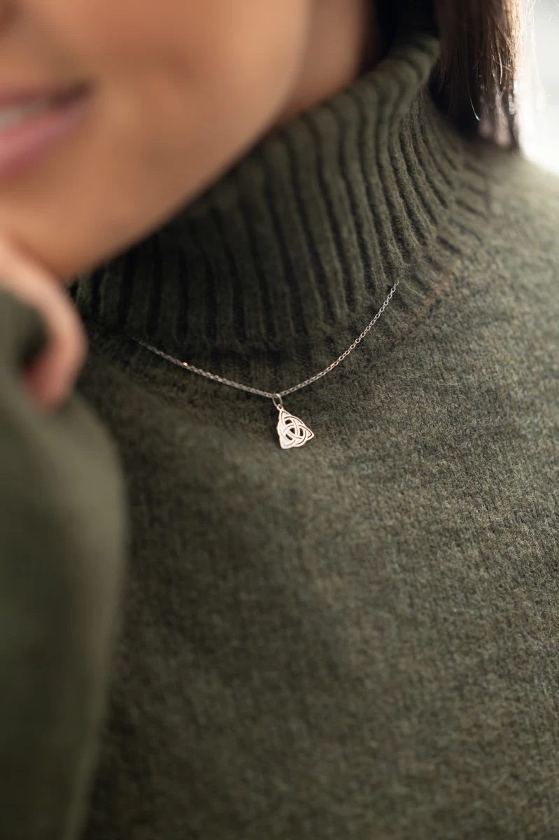 ZILIA Triquetra Contour Zlatý náhrdelník 