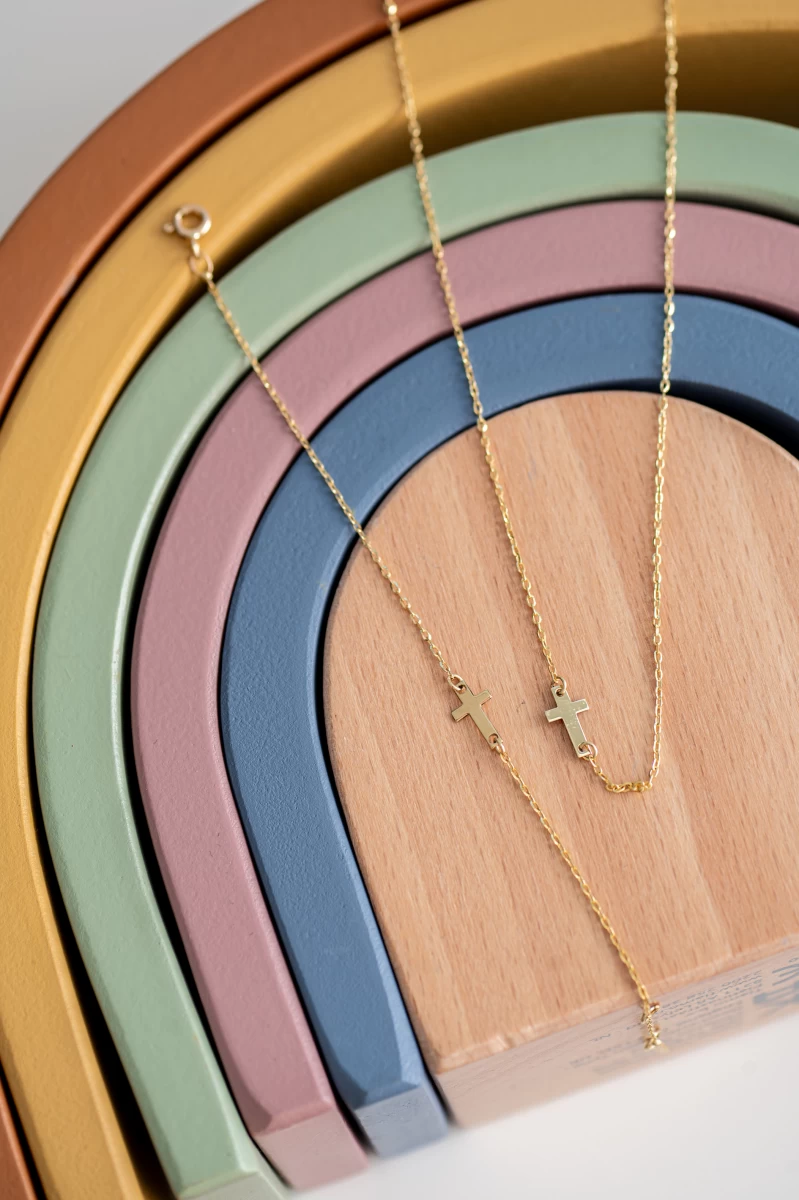 Dětský náhrdelník kříž ze žlutého zlata 585