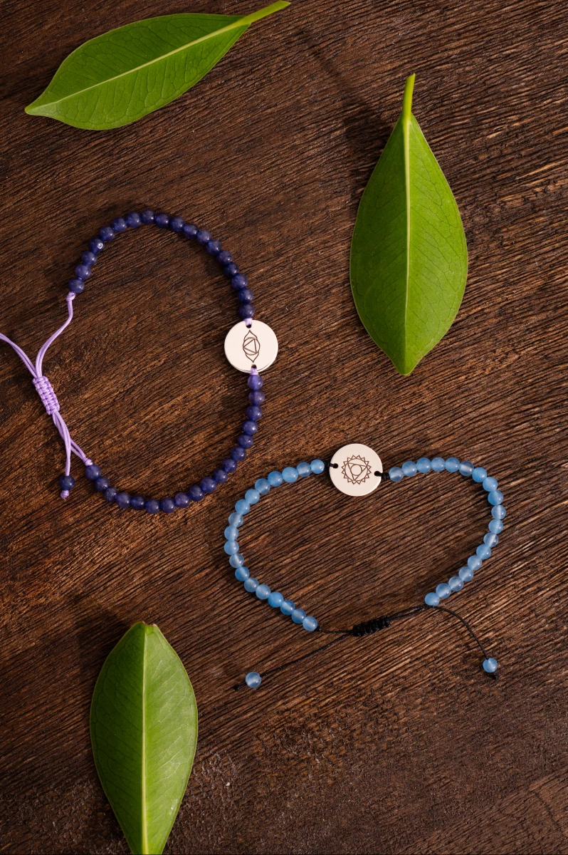 Makramé náramek ze růžového zlata 14K pro čakru třetího oka