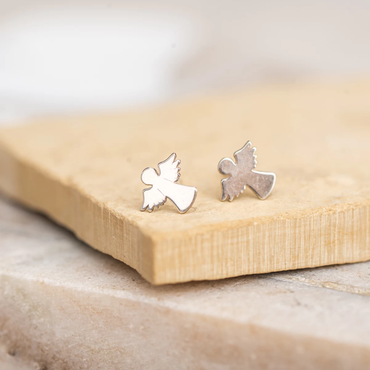 Stříbrné náušnice anděl